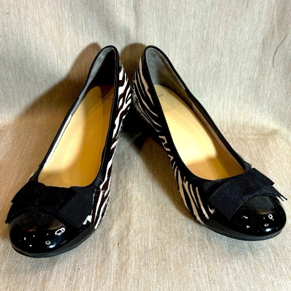 COLE HAAN NIKE  Air Sz 9.5B Zebra Patent Leather Round Toe Bow Wedges Shoes
